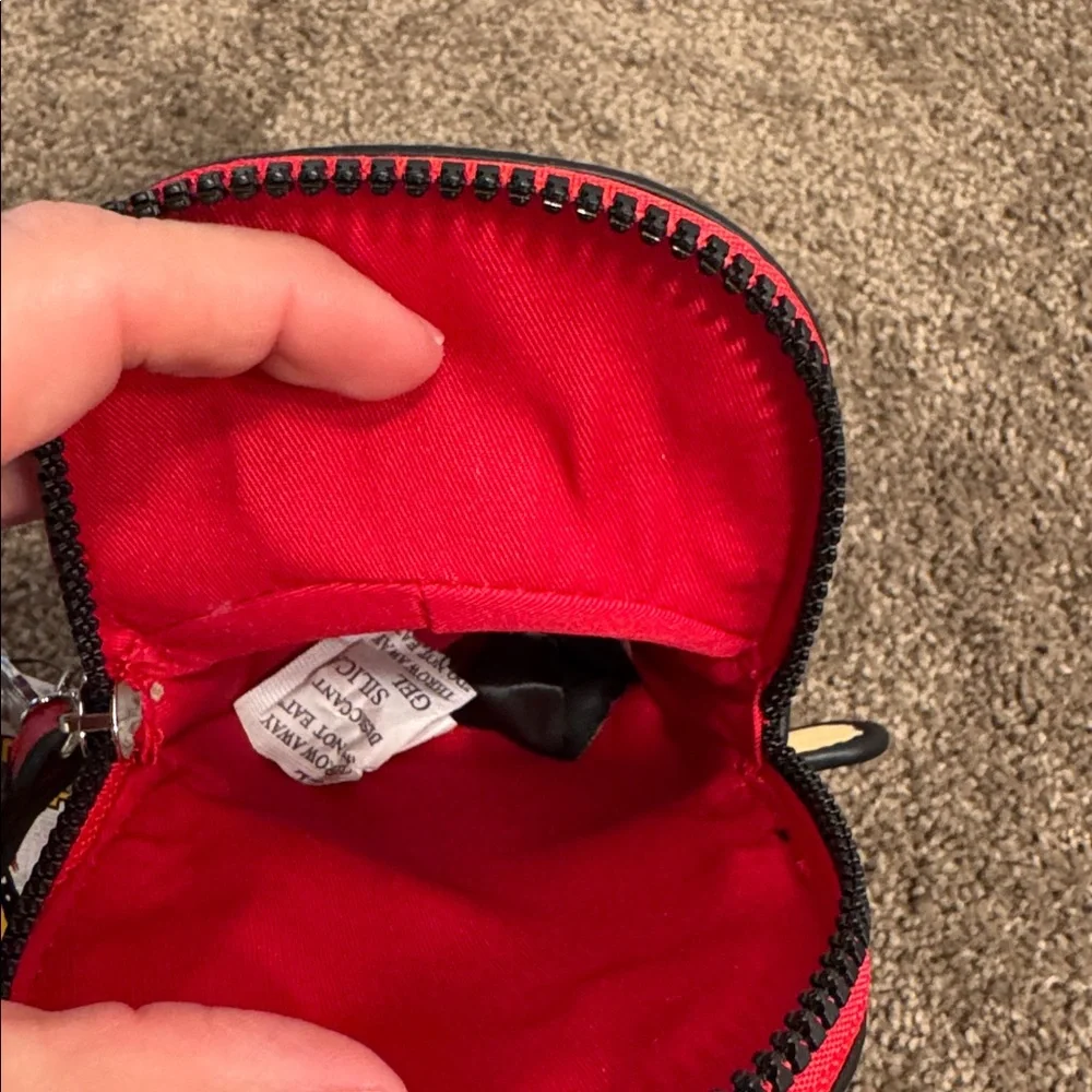 Peanuts Cream, Black & Red Baseball Cap Wristlet Clutch - Picture 4 of 4